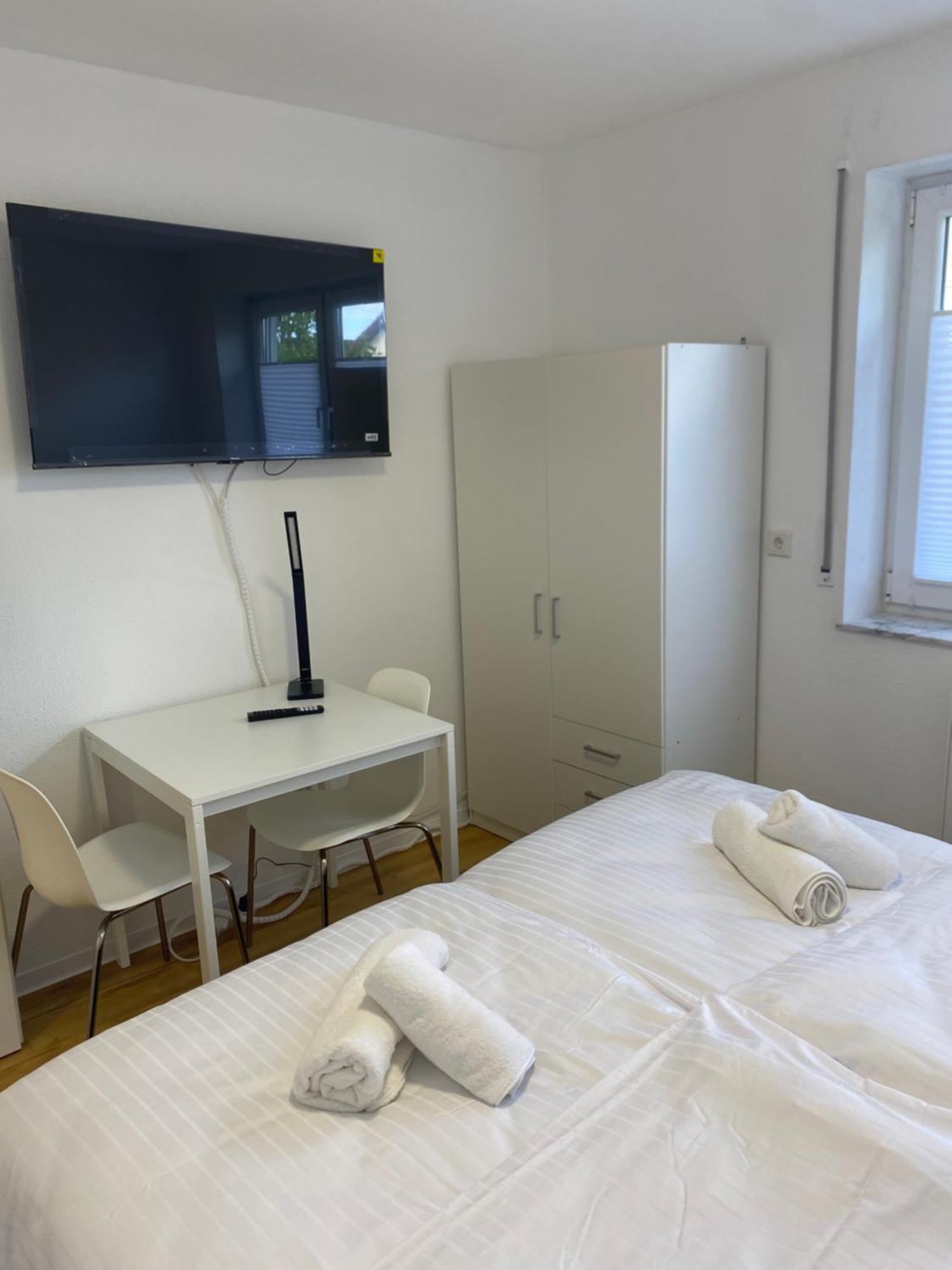 Modern - Wifi - Netflix - Ruhig Apartment Bielefeld Bagian luar foto