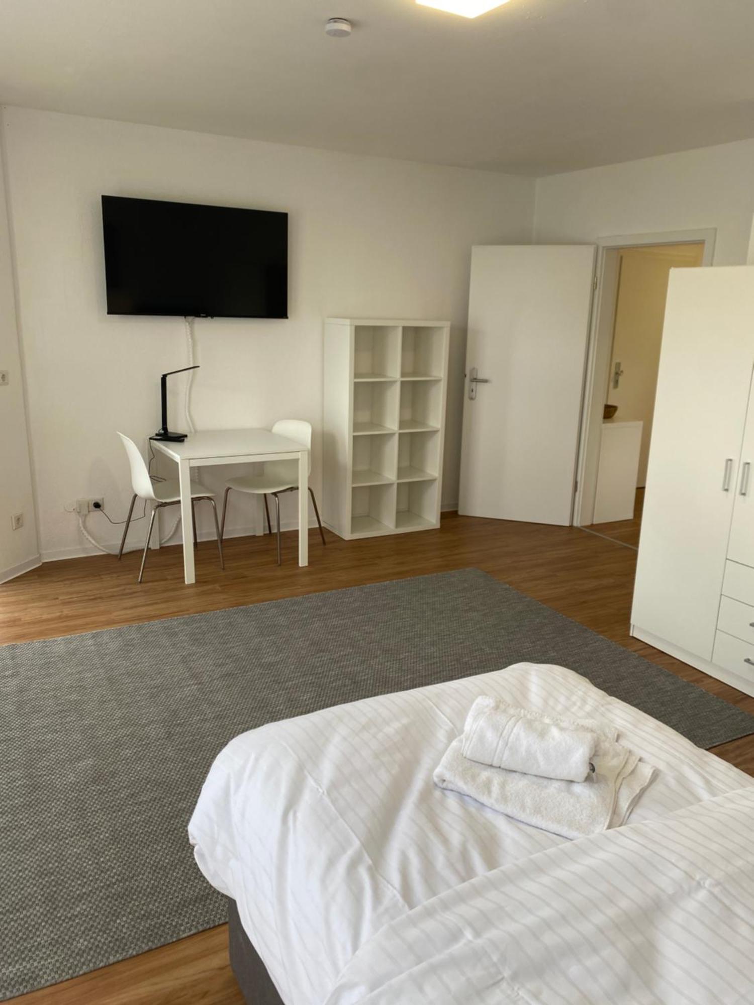 Modern - Wifi - Netflix - Ruhig Apartment Bielefeld Bagian luar foto